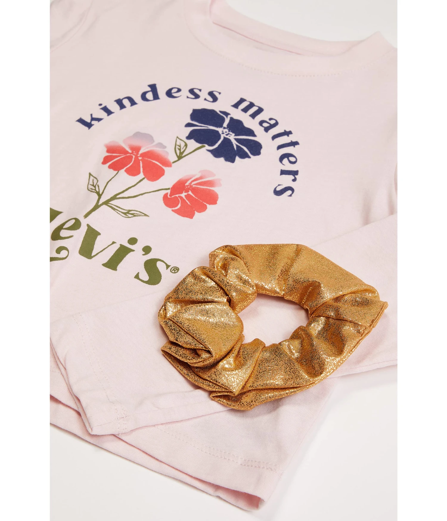 Levi's® Kids Long Sleeve Graphic T-Shirt And Scrunchie Gift Set (Little Kids) - Image 2